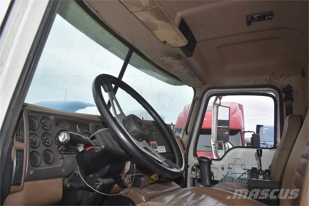 Mack GRANITE CV713 Tipper trucks