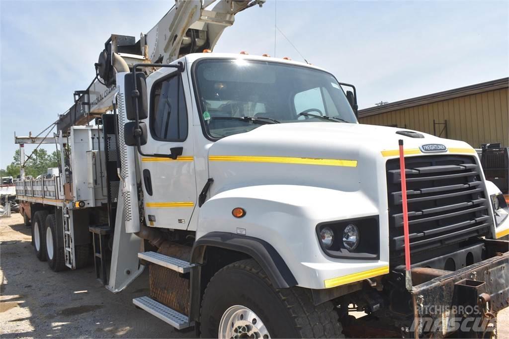 National 600E2 Crane trucks