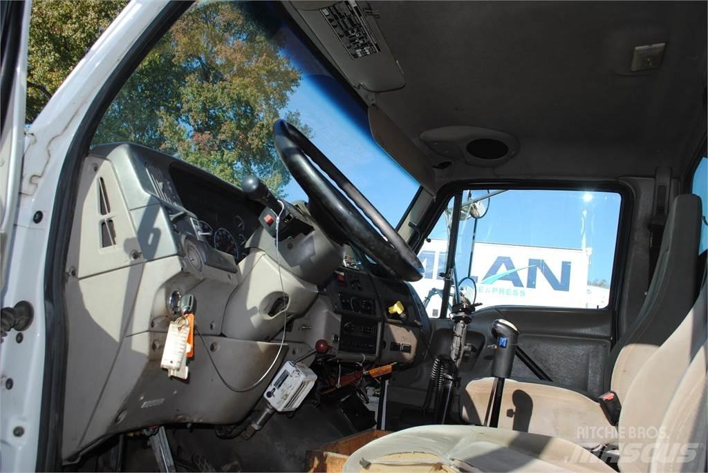 Sterling LT9500 Crane trucks