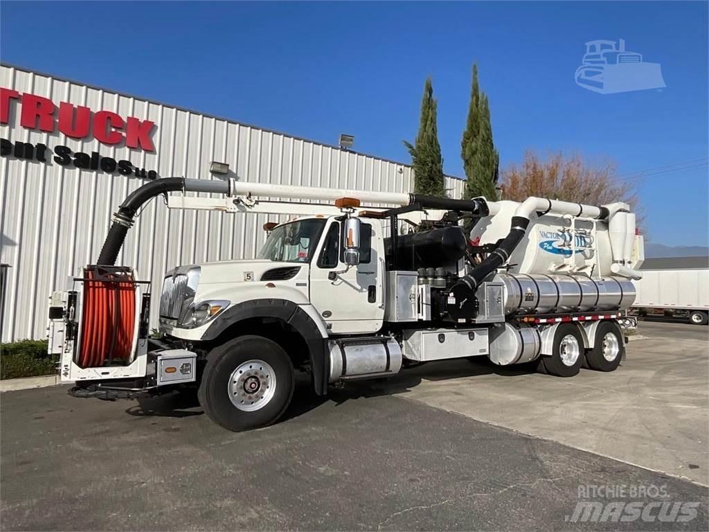 Vactor 2100 PLUS Construction - Others