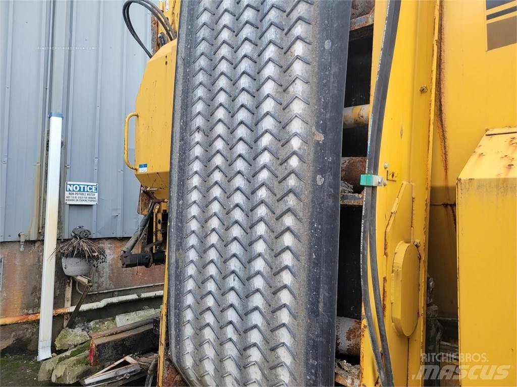 Vermeer TR620 Screeners