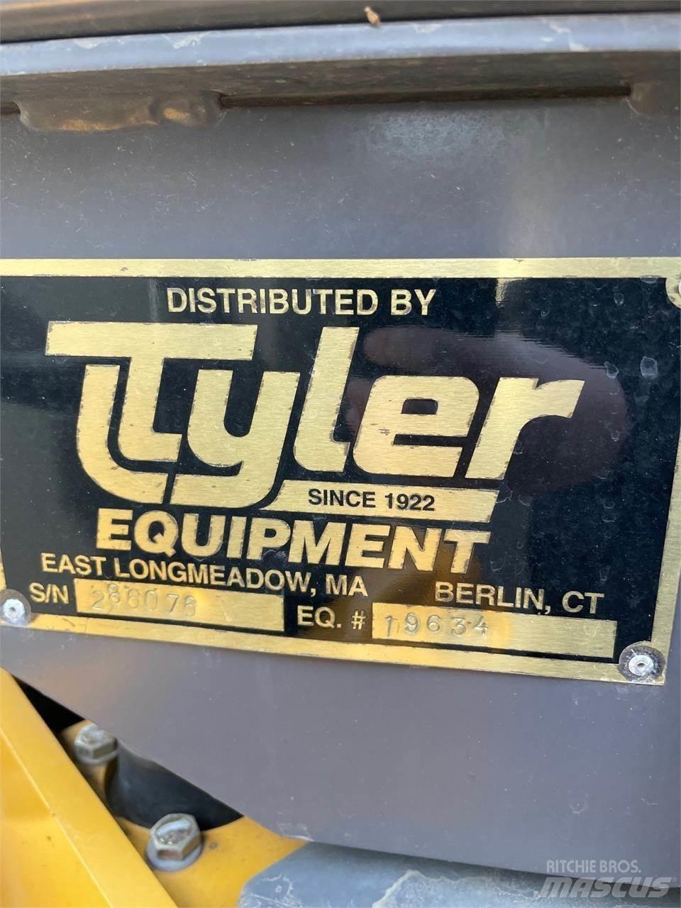 Volvo DD110C Twin drum rollers