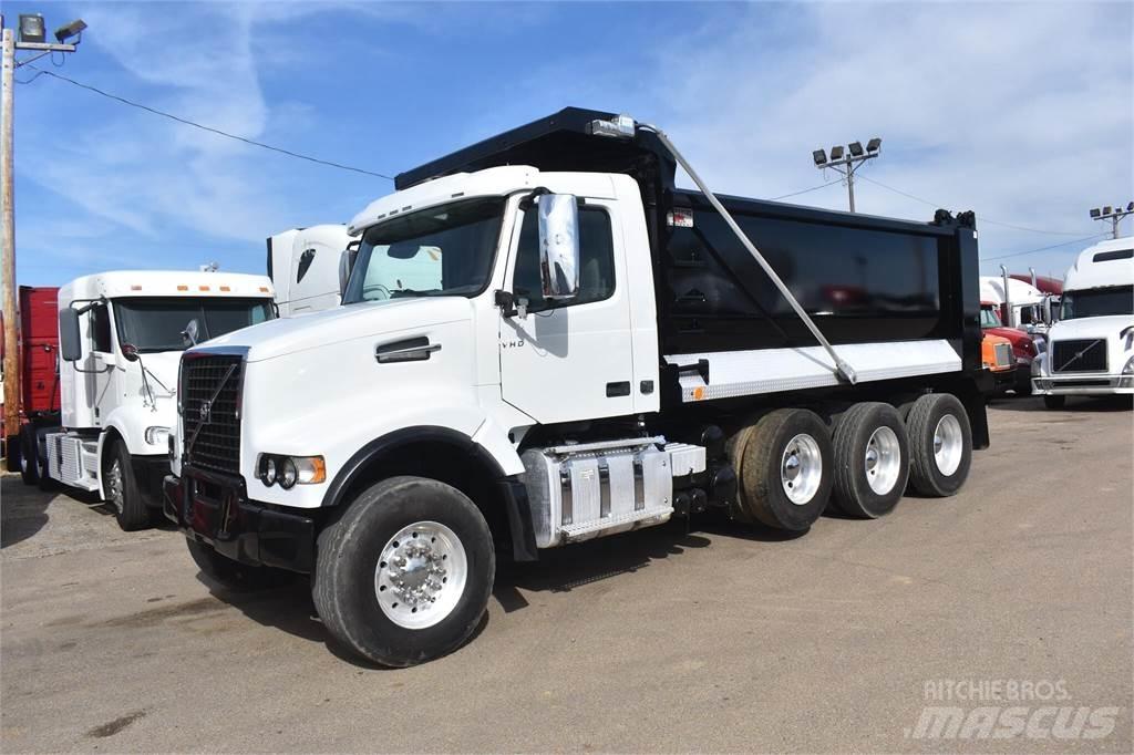 Volvo VHD84B300 Tipper trucks