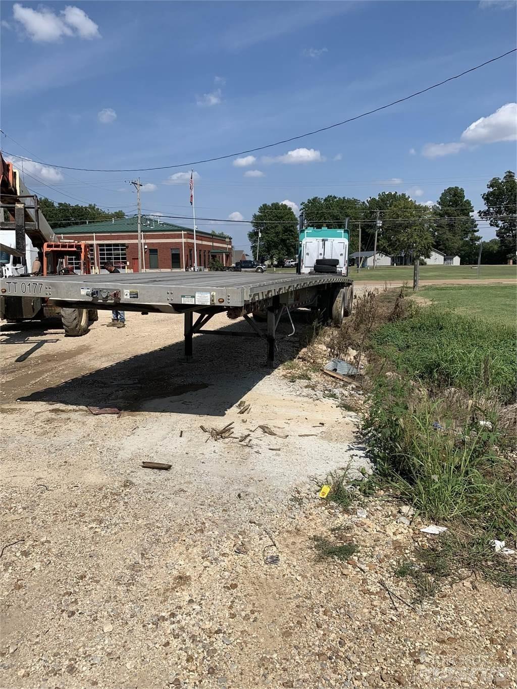 Wilson  Flatbed/Dropside trailers