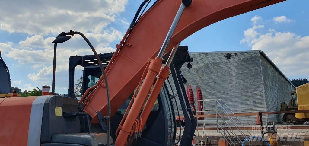 Hitachi ZX 210 LC-3 Crawler excavators