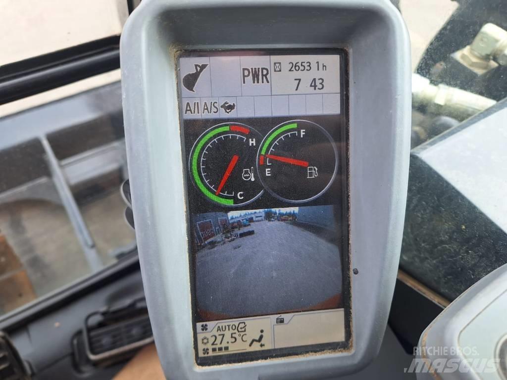 Hitachi ZX85USB-6 Midi excavators  7t - 12t