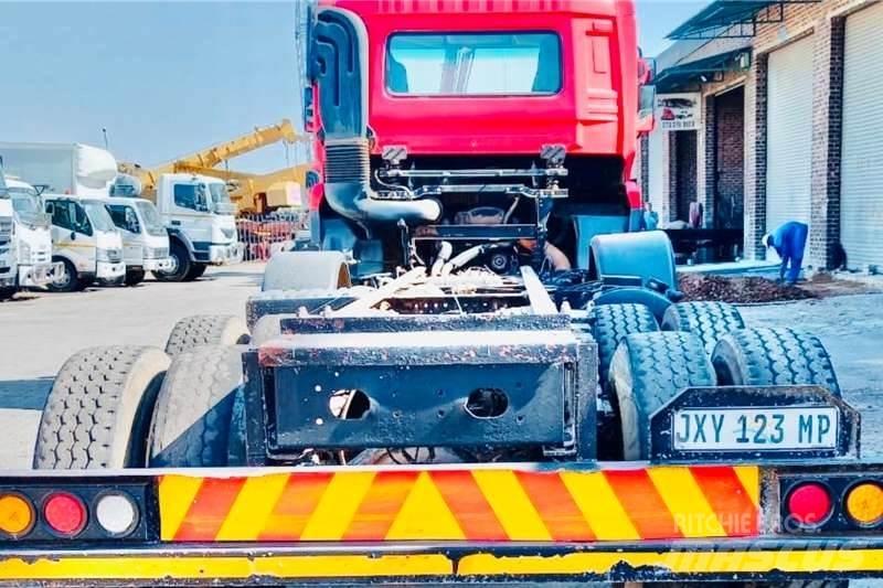 UD CGE 370 8x4 Other trucks