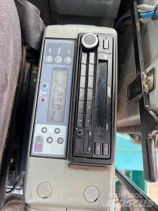 Kobelco SK 235 SR LC Crawler excavators