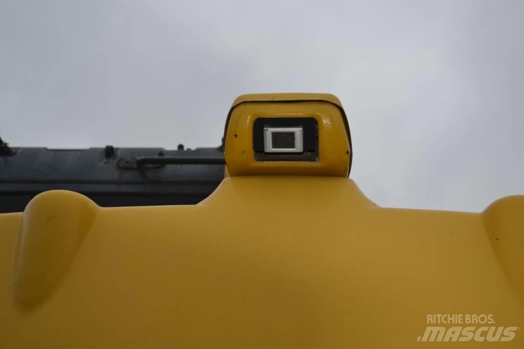 Komatsu PC 138 US-10 Crawler excavators
