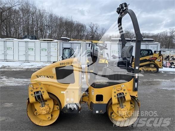 Volvo DD25B Single drum rollers