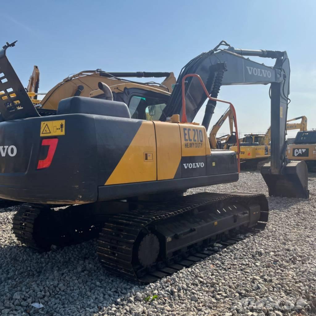 Volvo EC 210 Crawler excavators