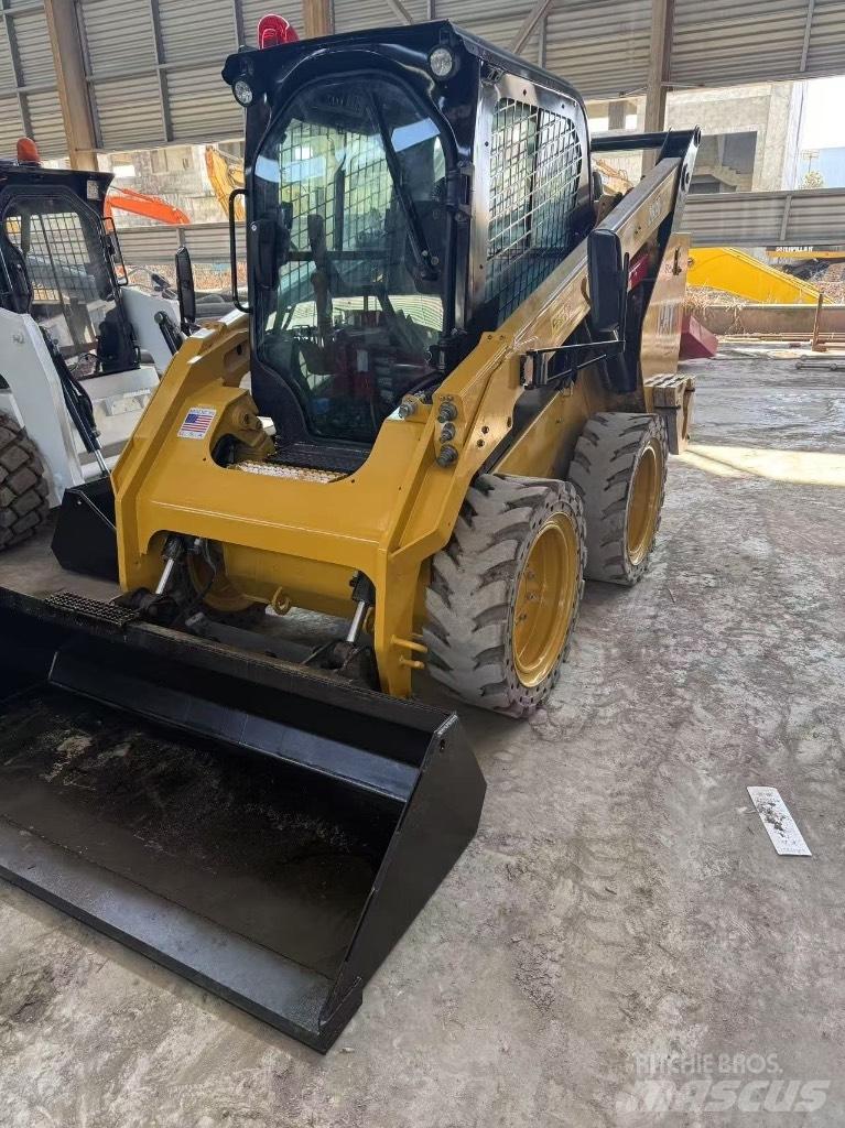 CAT 262 D Skid steer loaders