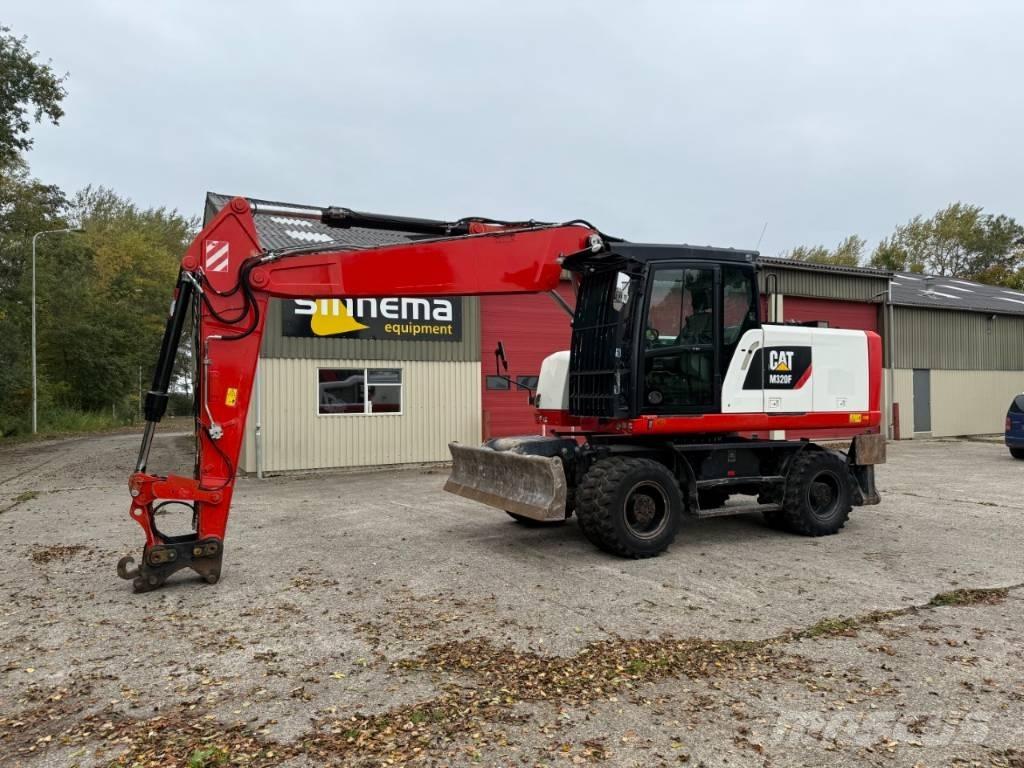 CAT M320F Wheeled excavators