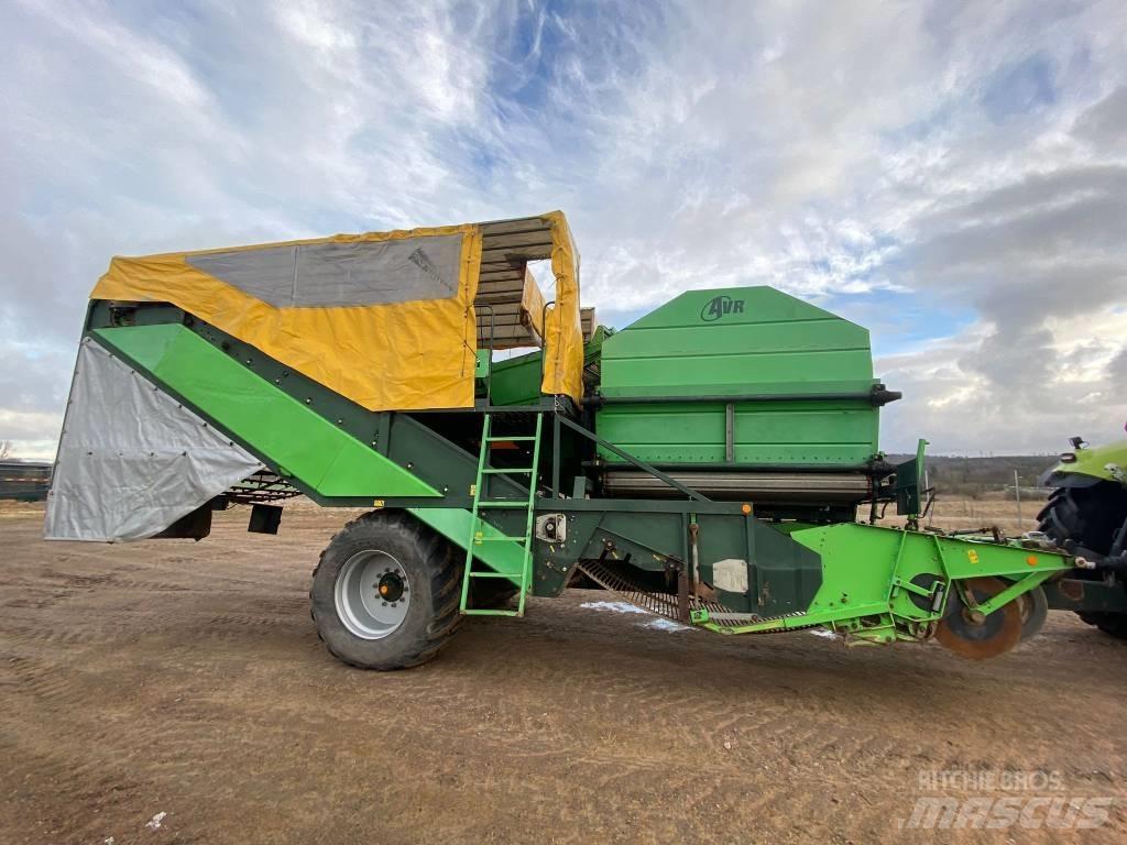AVR Spirit 8200 Potato harvesters and diggers
