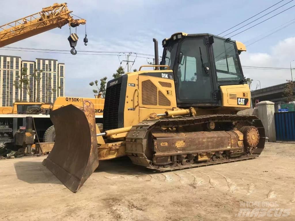 CAT D 5 K Crawler dozers