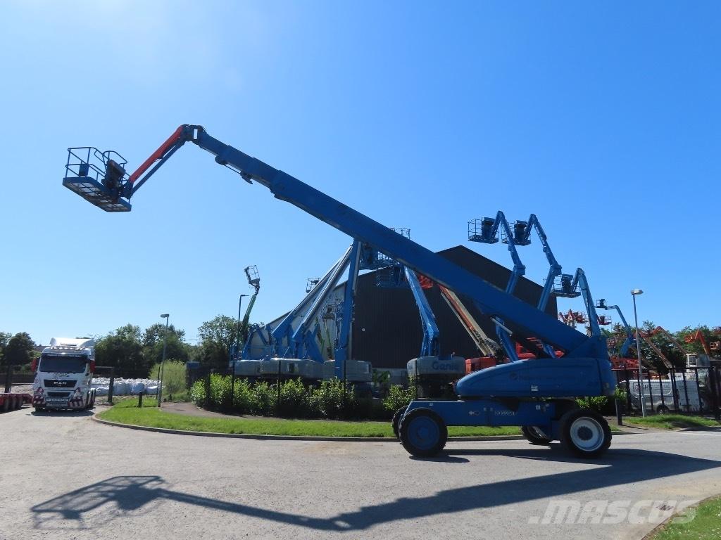 JLG 1350 SJP Telescopic boom lifts
