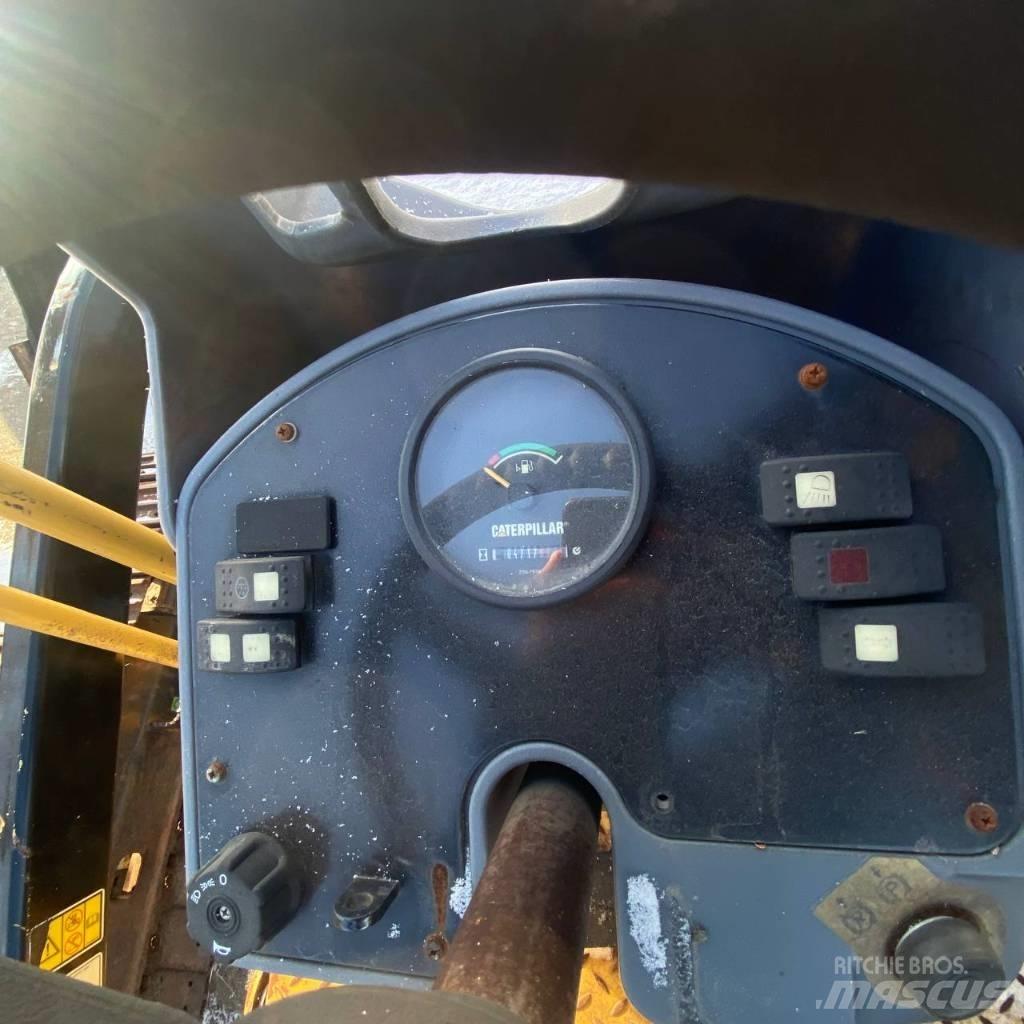 CAT CC 24 Combi rollers