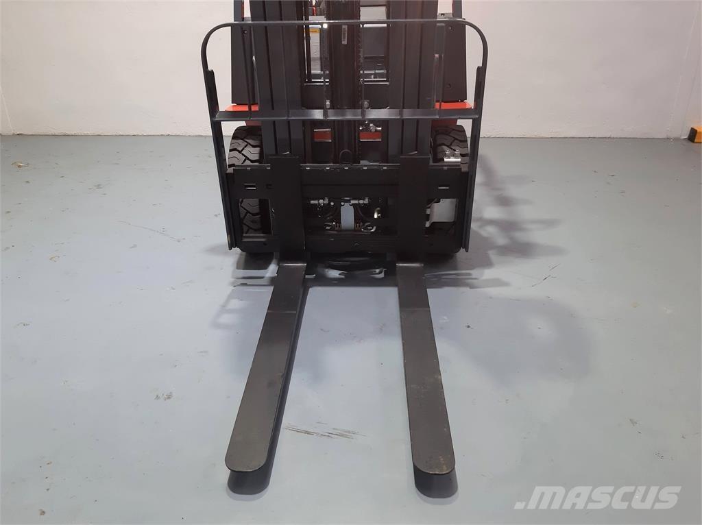 Heli CPCD25 XC26H Diesel trucks