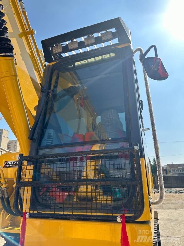 Komatsu PC 220-7 Crawler excavators