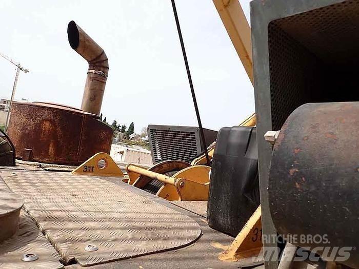 Liebherr HS855HD Other lifting machines