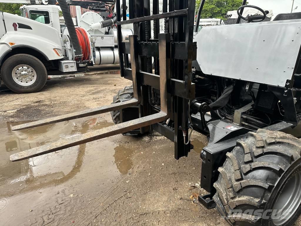 Palfinger CR50 Rough terrain trucks