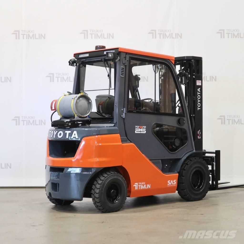 Toyota 02-8FGF25 LPG trucks