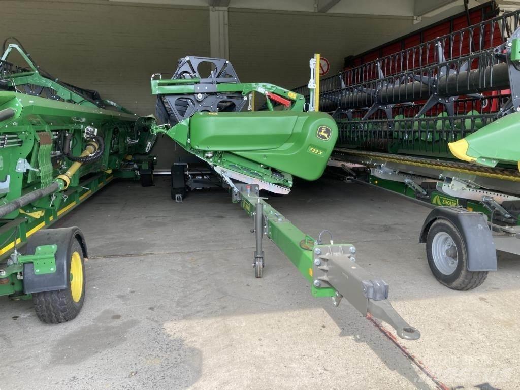 John Deere 722X Harvester heads