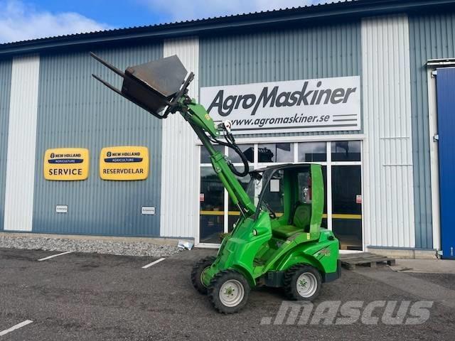 Avant 420 Mini loaders