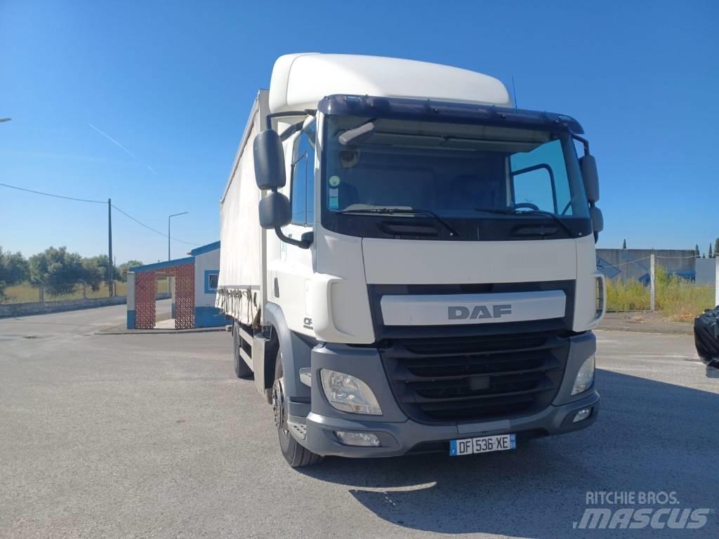 DAF CF 400 Curtainsider trucks