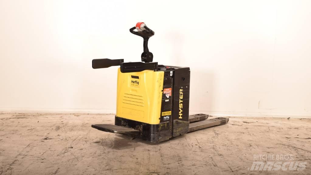 Hyster P 2.0 S Low lifter with platform