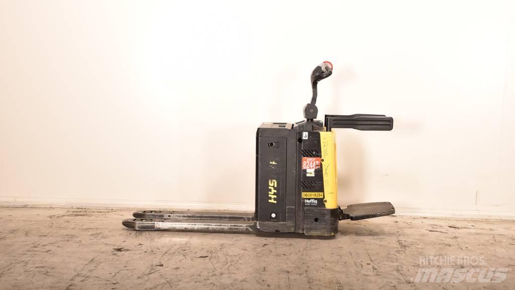 Hyster P 2.0 S Low lifter with platform