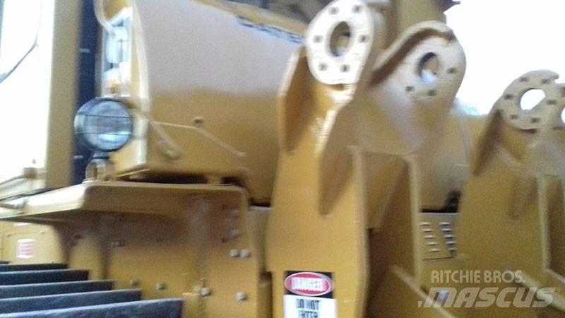 CAT D9G Crawler dozers
