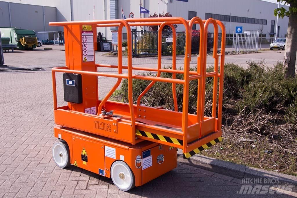 Snorkel TM12 Vertical mast lifts