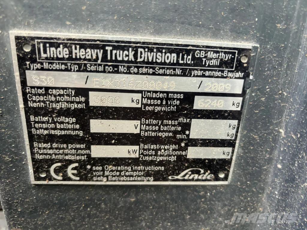 Linde S30 Diesel Sideloaders