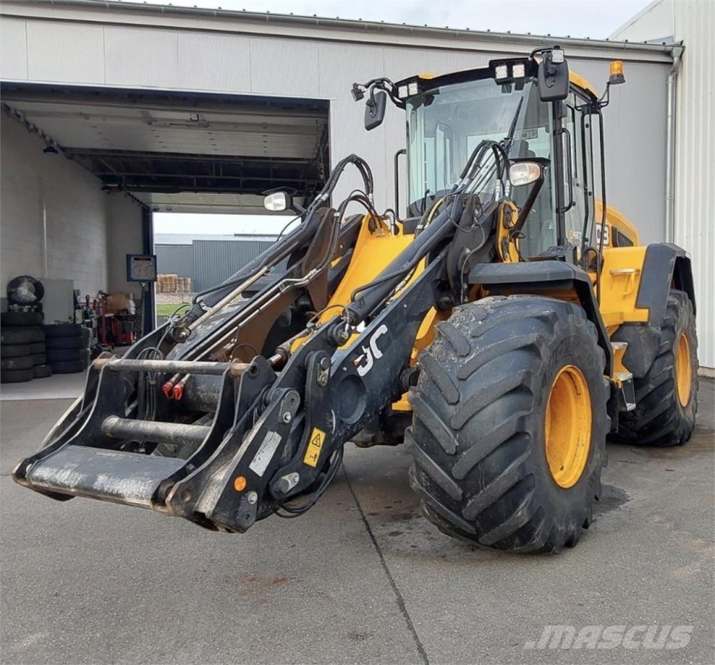 JCB 427 AGRI Wheel loaders