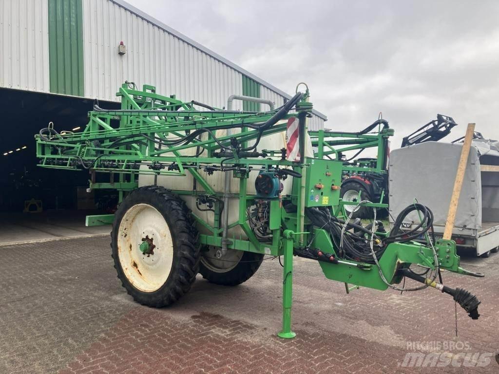 CHD D3627 Trailed sprayers