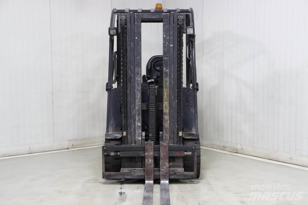 Komatsu FB22H-3R Electric forklift trucks