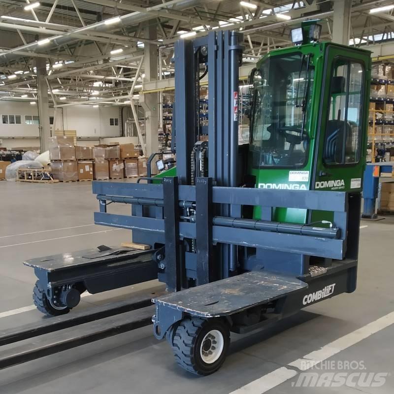 Combilift C 4000 L 4-way reach trucks