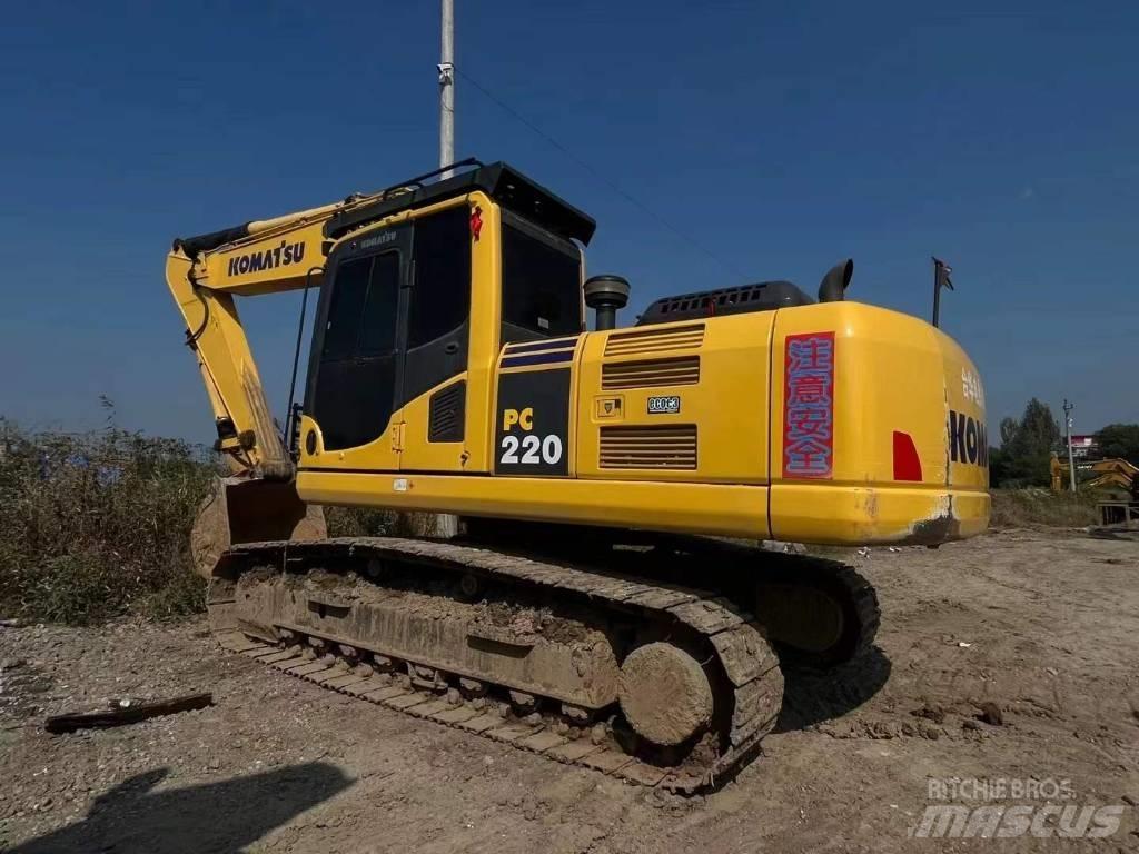 Komatsu PC 220 Crawler excavators
