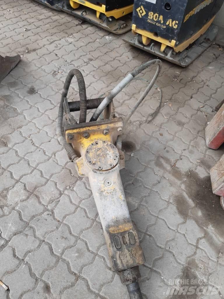 Epiroc SB152 Hammers / Breakers