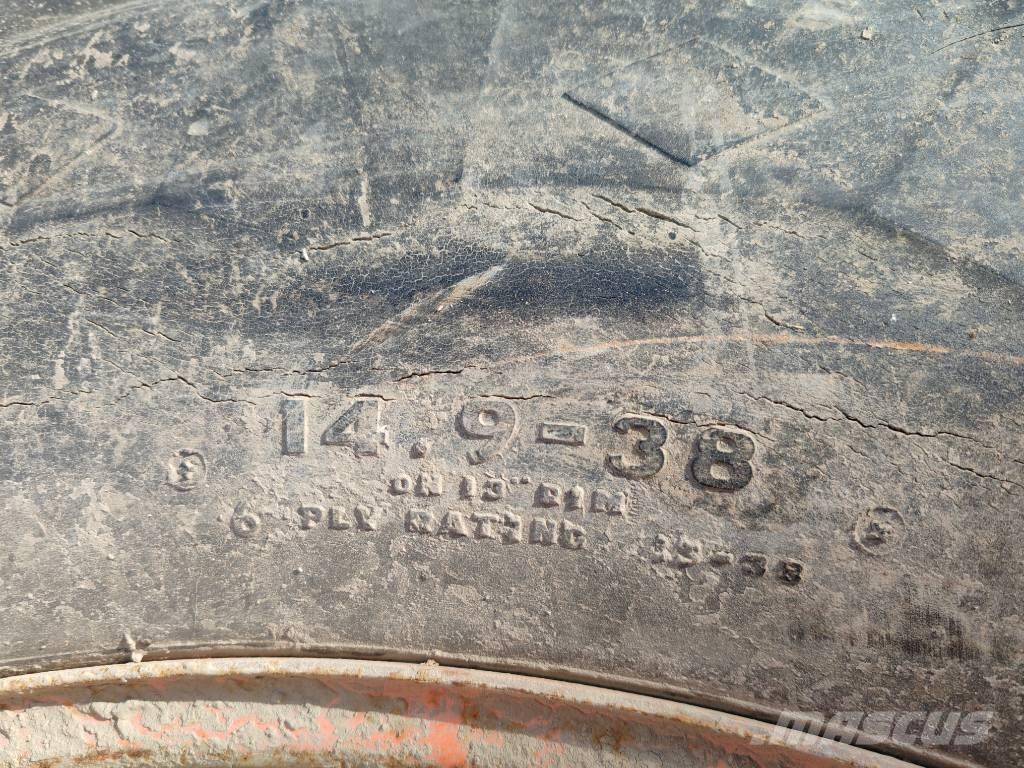 Raju 14.9-38 Tyres, wheels and rims