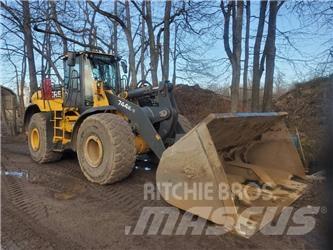 John Deere 744 K Wheel loaders