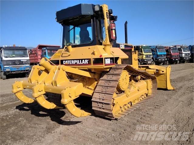 CAT D 6 M Crawler dozers