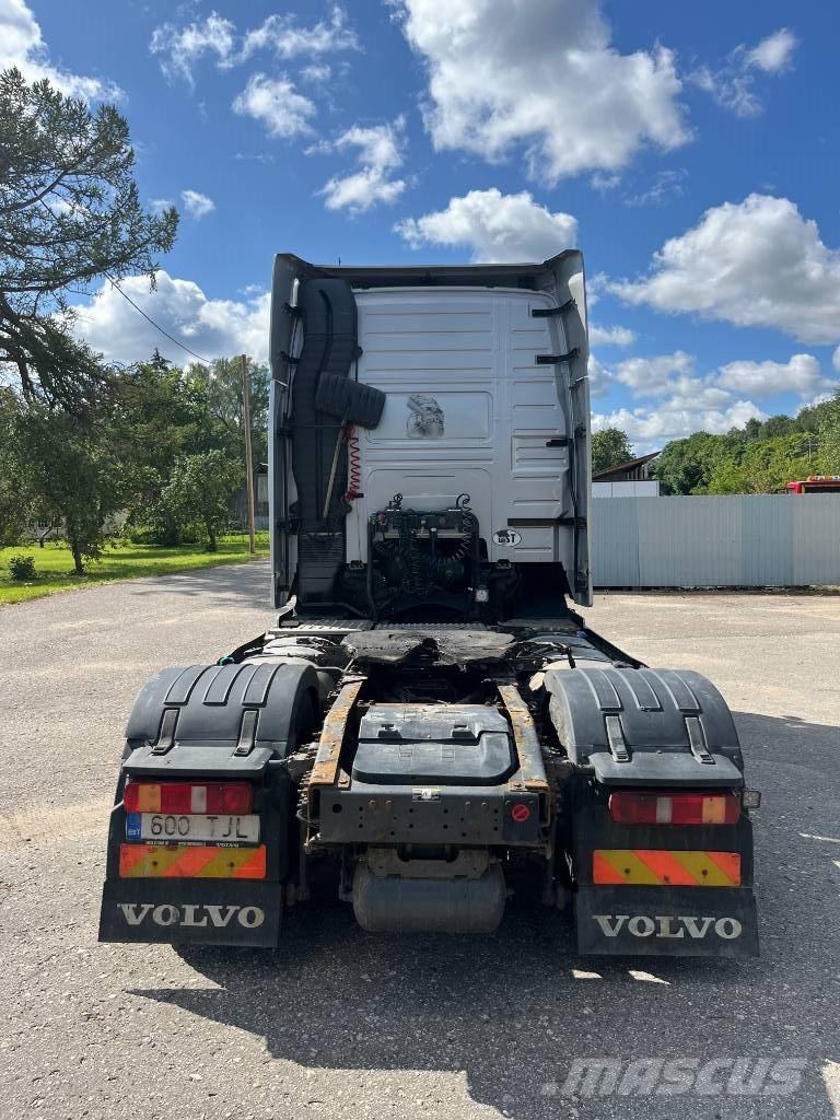 Volvo FH 12 Tractor Units