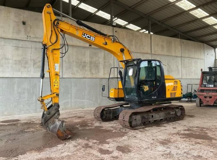 JCB JS 130 LC Crawler excavators