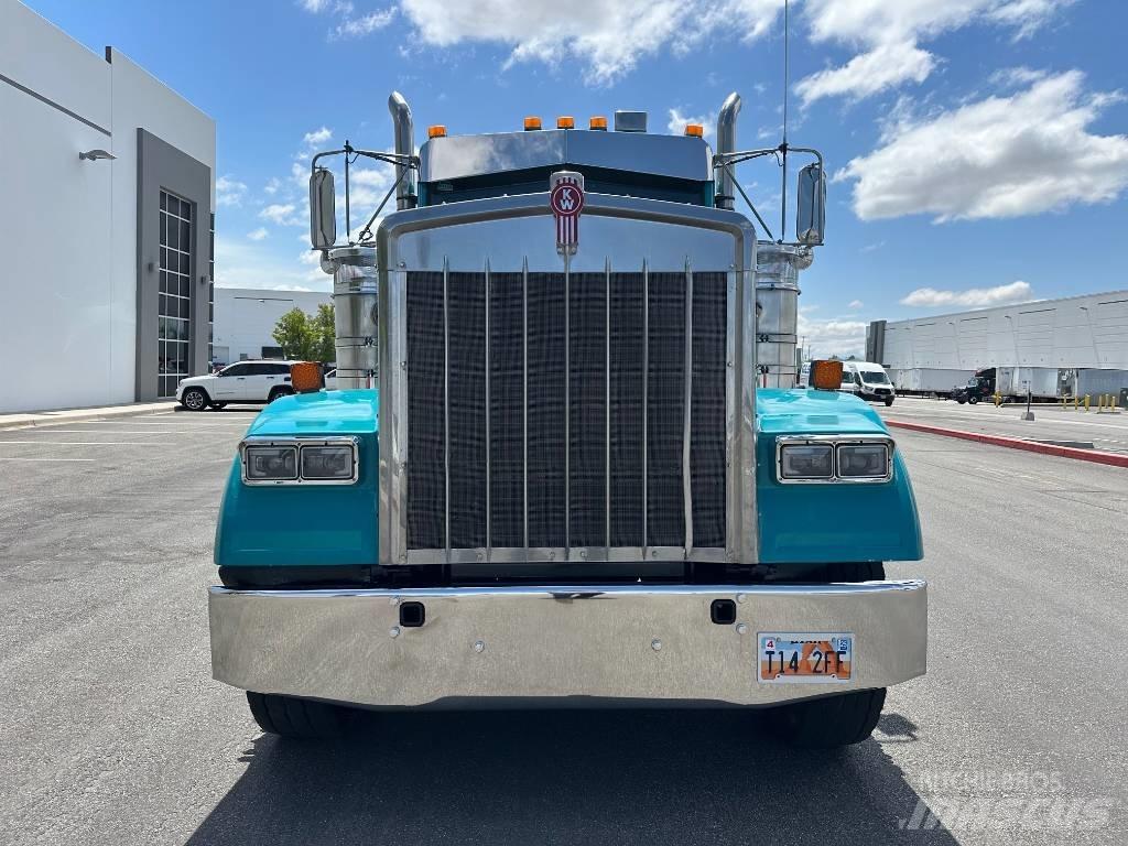 Kenworth W 900 Tractor Units