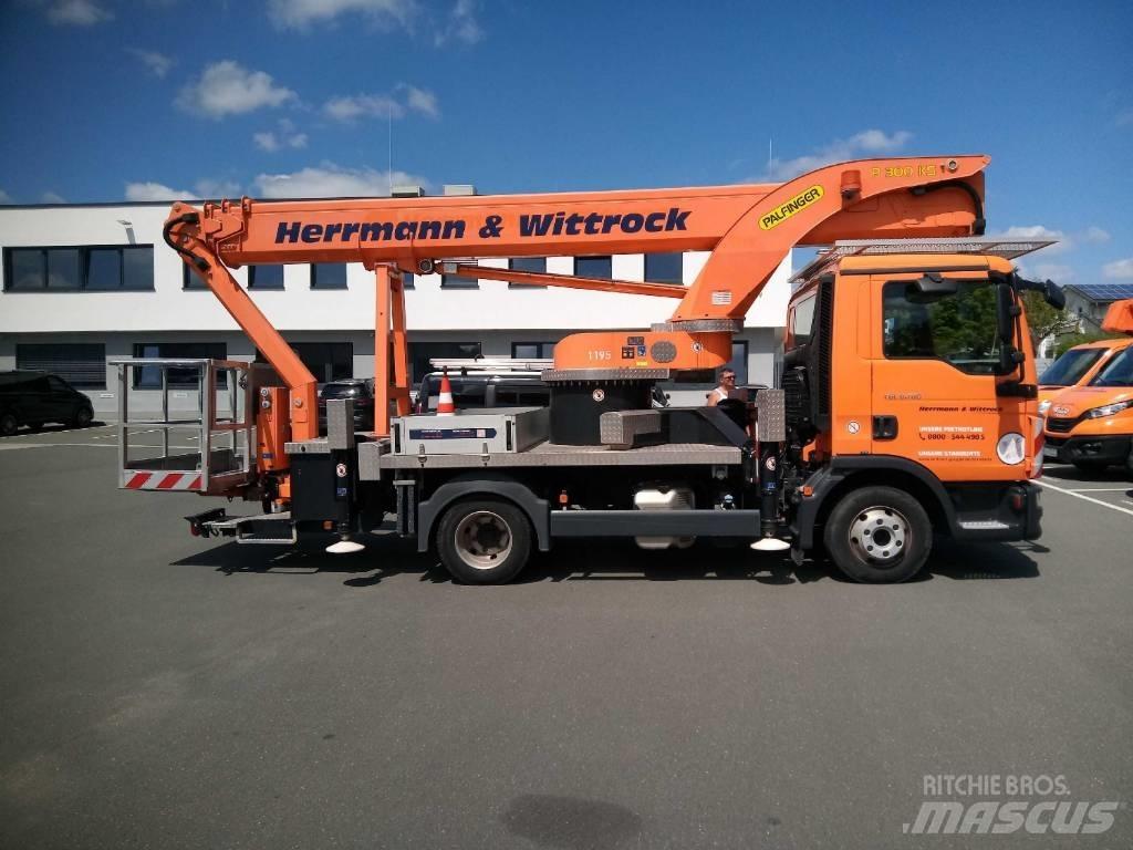 Palfinger P 300 KS Truck & Van mounted aerial platforms