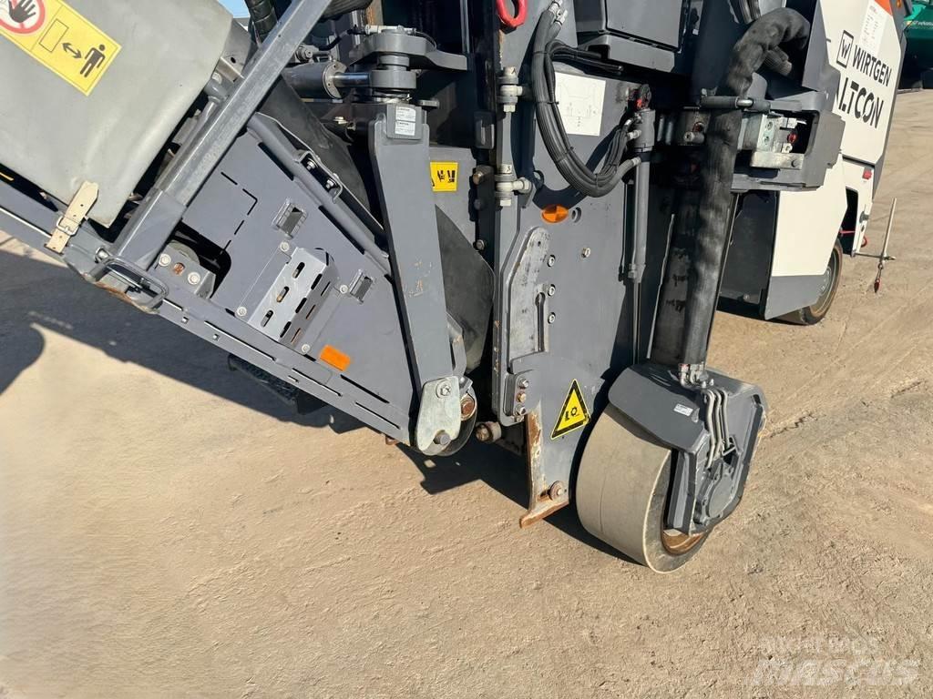 Wirtgen W 50 RI Asphalt cold milling machines