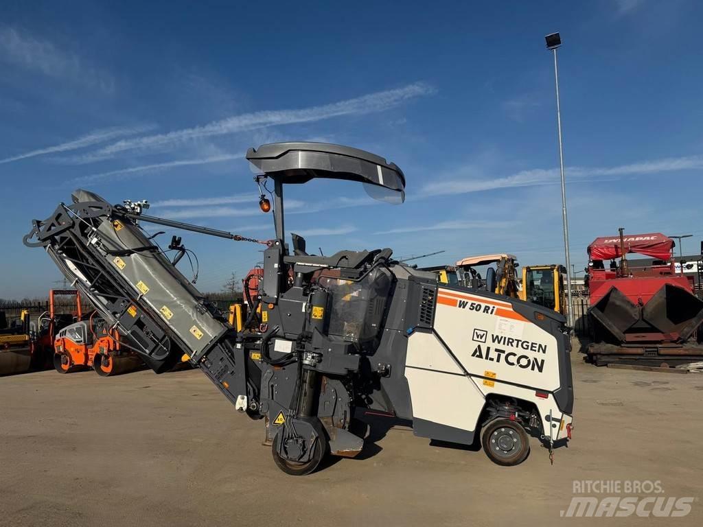 Wirtgen W 50 RI Asphalt cold milling machines
