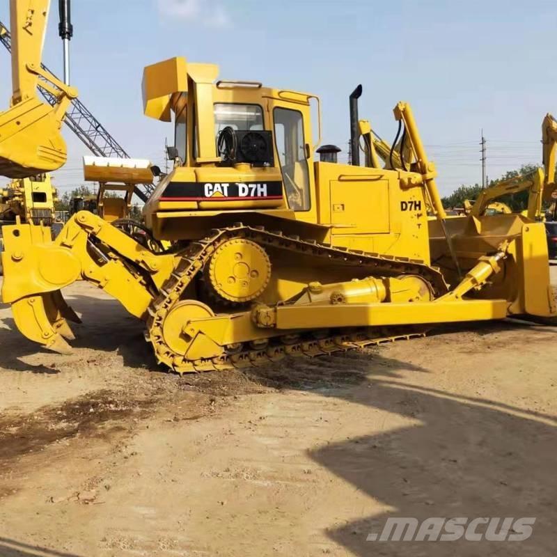 CAT D7H Crawler dozers